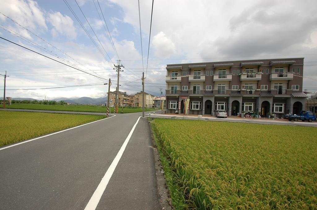 左岸villa 電動麻將k歌包棟主題派對 หลัวตง ภายนอก รูปภาพ